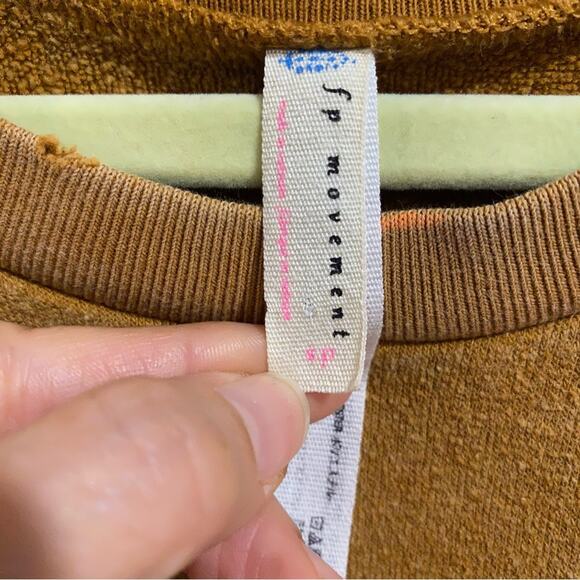 Free People Camel Distressed Wonder Sweatshirt Sz S - Picture 7 of 15